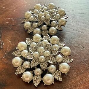 Dazzling Pearl and Silver Floral Shoe Clips